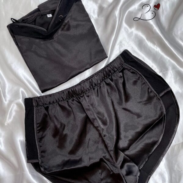 Negro Satin
